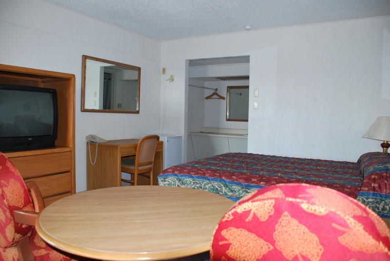 Thunderbird Motel Хилсборо Номер фото