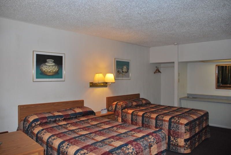 Thunderbird Motel Хилсборо Номер фото